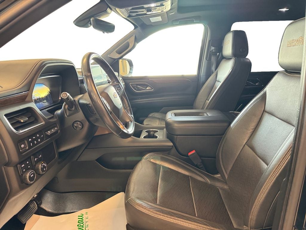 Used 2022 Black Chevrolet High Country image 10