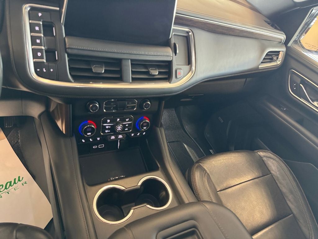 Used 2022 Black Chevrolet High Country image 15