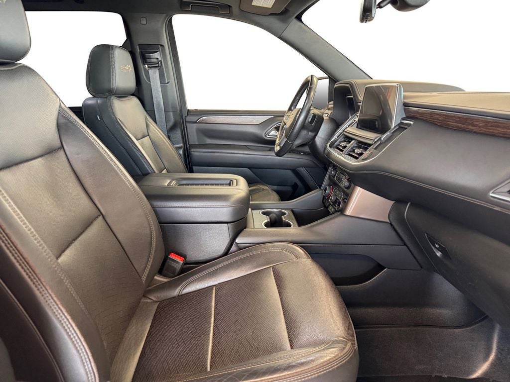 Used 2022 Black Chevrolet High Country image 17