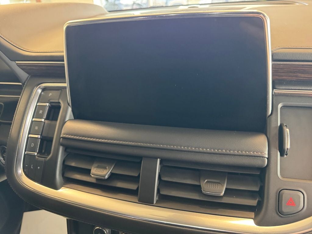 Used 2022 Black Chevrolet High Country image 20