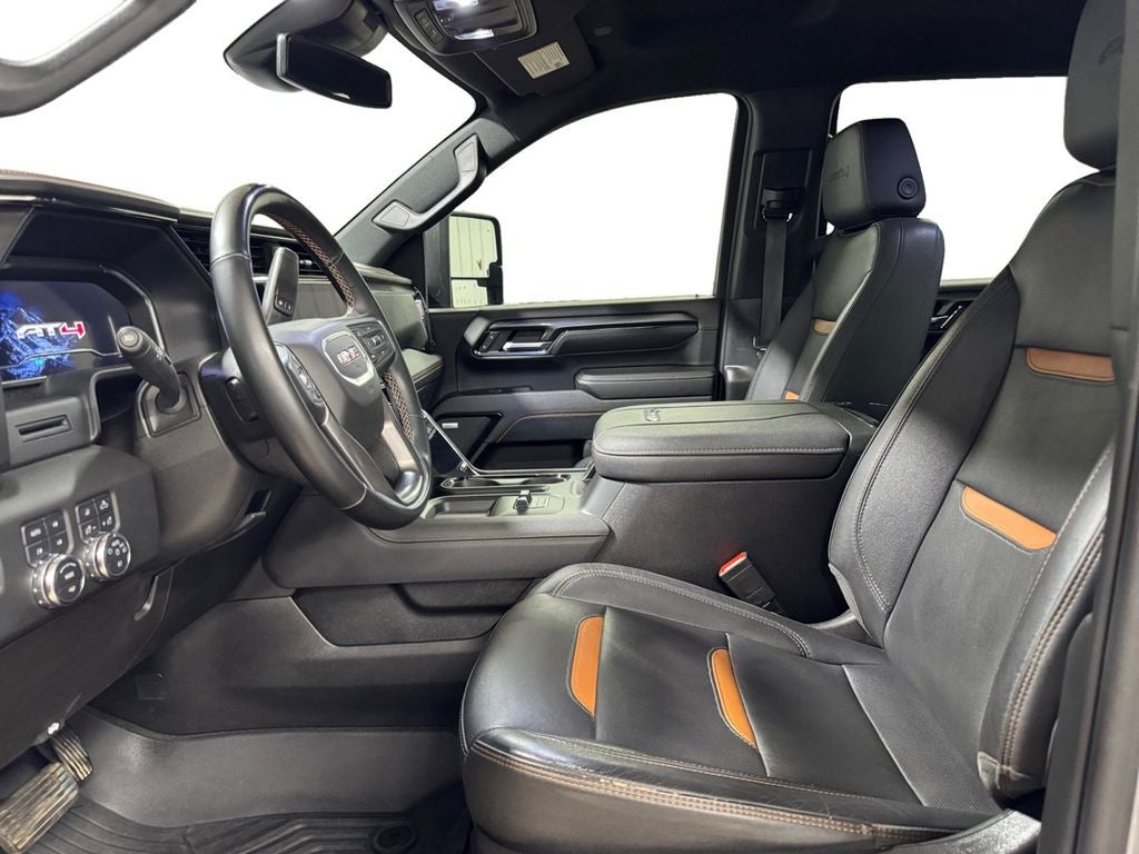 Used 2024 Sterling Metallic GMC AT4 image 10