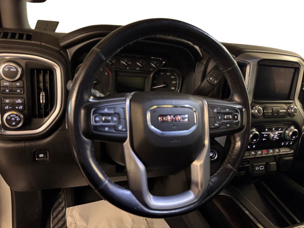 Used 2021 Quicksilver Metallic GMC 4WD Crew Cab Standard Bed SLT image 13