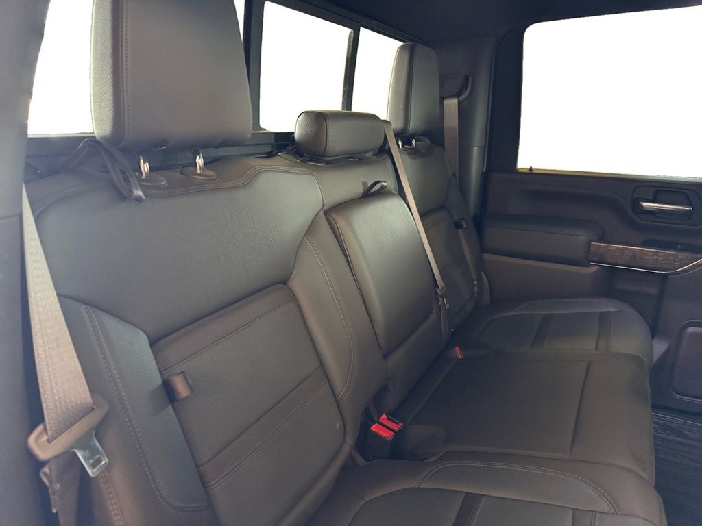 Used 2023 Summit White GMC 4WD Crew Cab Standard Bed Denali image 18