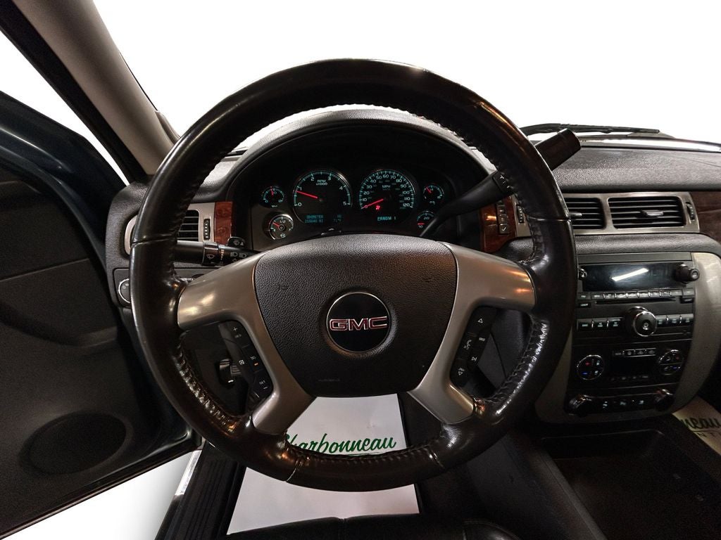 Used 2009 Stealth Gray Metallic GMC SLT image 13