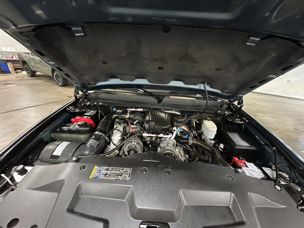 Used 2009 Stealth Gray Metallic GMC SLT image 20