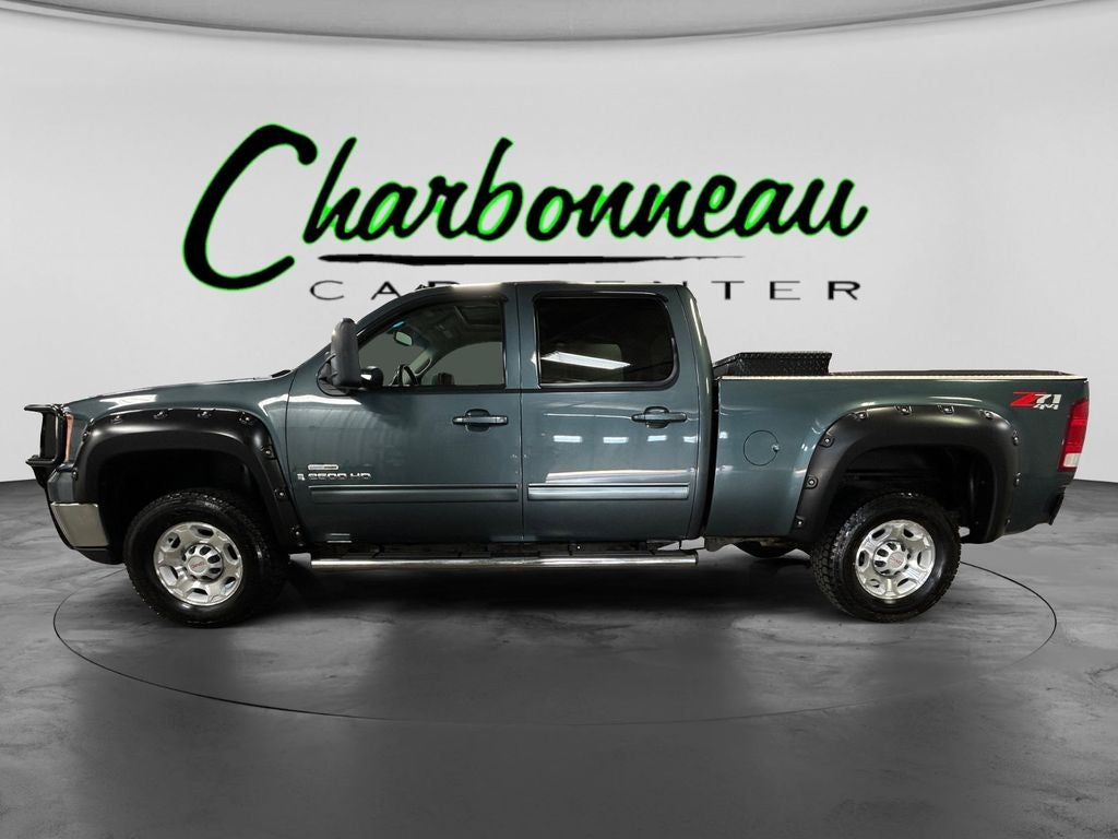 Used 2009 Stealth Gray Metallic GMC SLT image 2