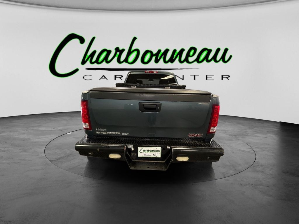Used 2009 Stealth Gray Metallic GMC SLT image 4