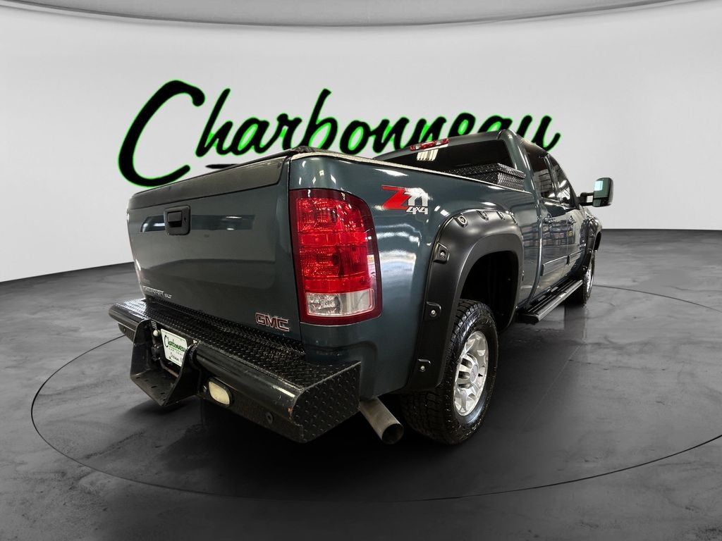 Used 2009 Stealth Gray Metallic GMC SLT image 5