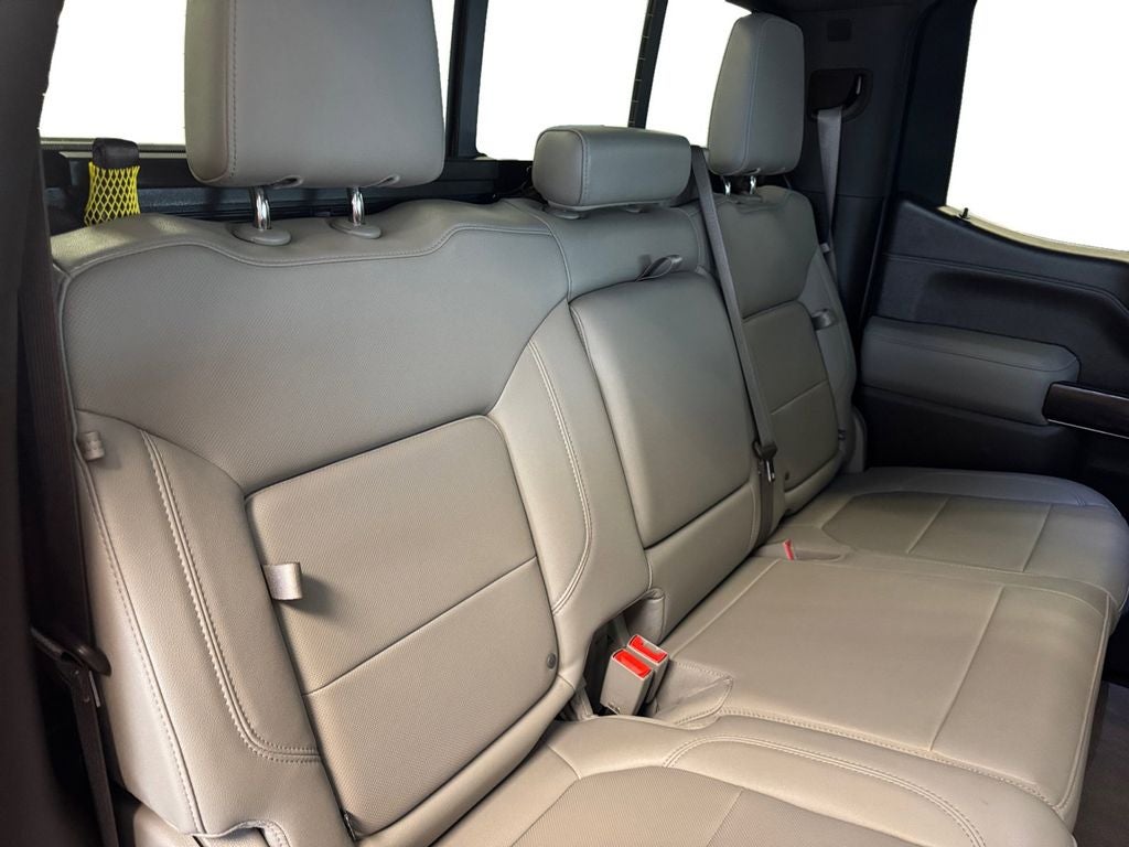 Used 2021 Cayenne Red Tintcoat GMC 4WD Crew Cab Short Box SLT image 18