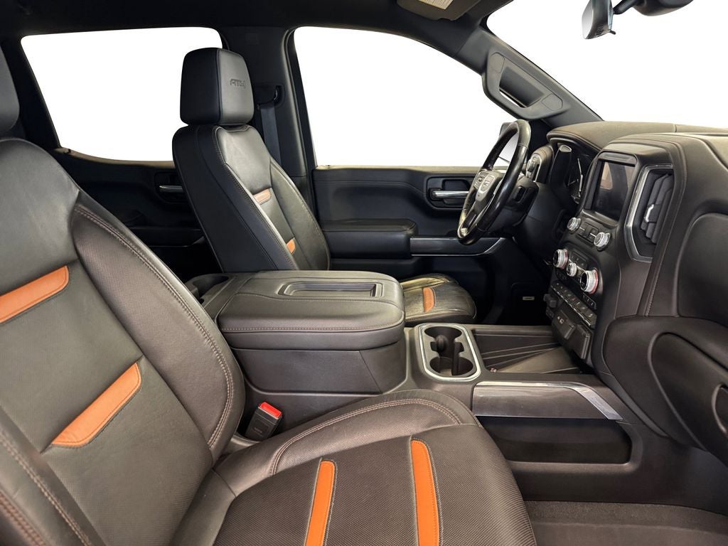 Used 2021 Dark Sky Metallic GMC 4WD Crew Cab Standard Box AT4 image 17