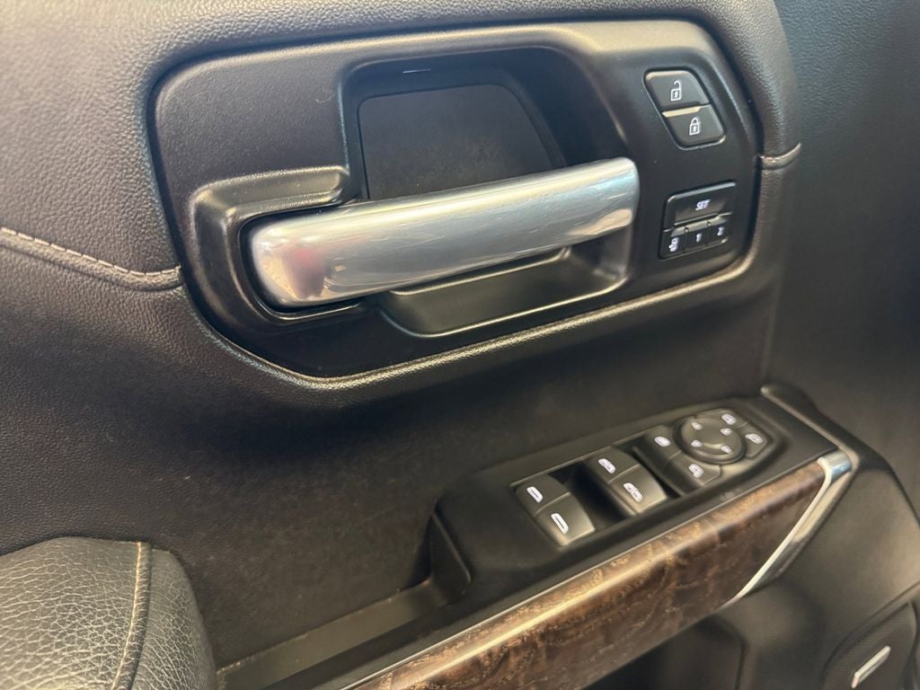 Used 2022 Satin Steel Metallic GMC 4WD Crew Cab Short Box Denali image 11