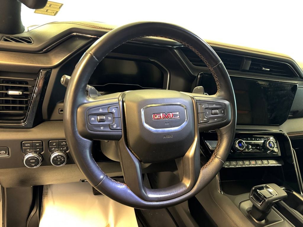 Used 2023 Sterling Metallic GMC 4WD Crew Cab Short Box AT4 image 13