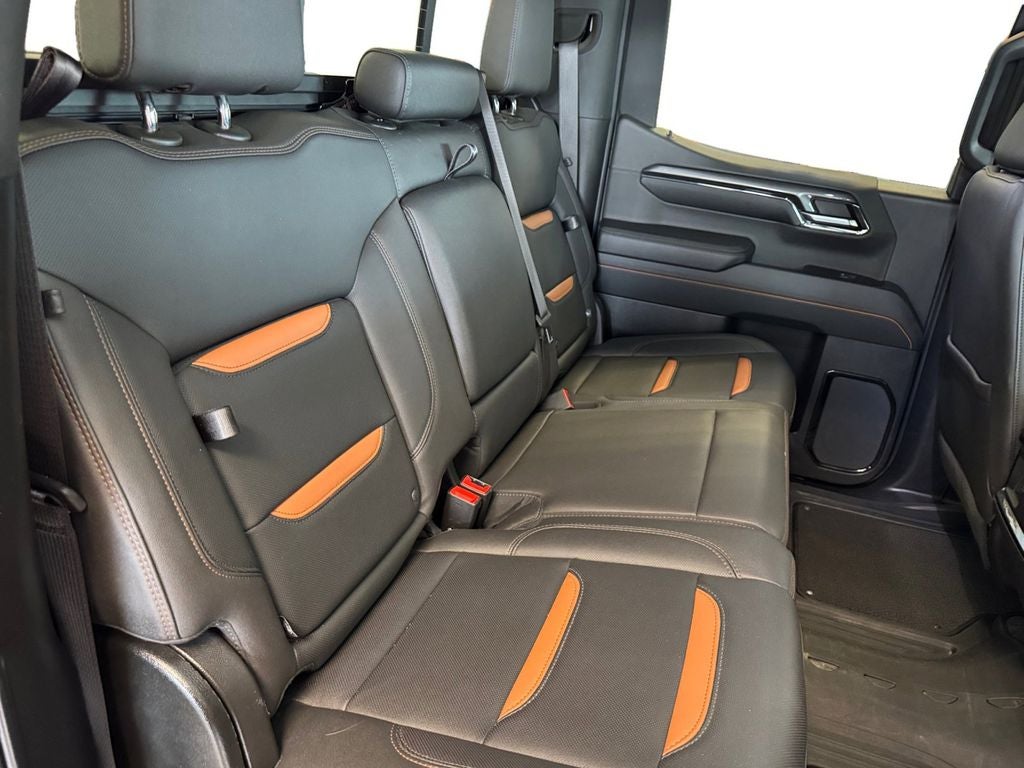 Used 2024 Onyx Black GMC 4WD Crew Cab Short Box AT4 image 18