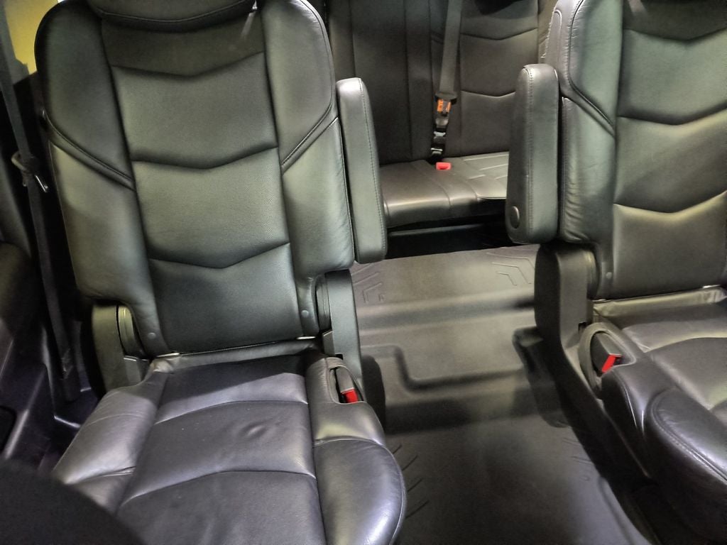 Used 2019 Black Raven Cadillac Luxury image 18