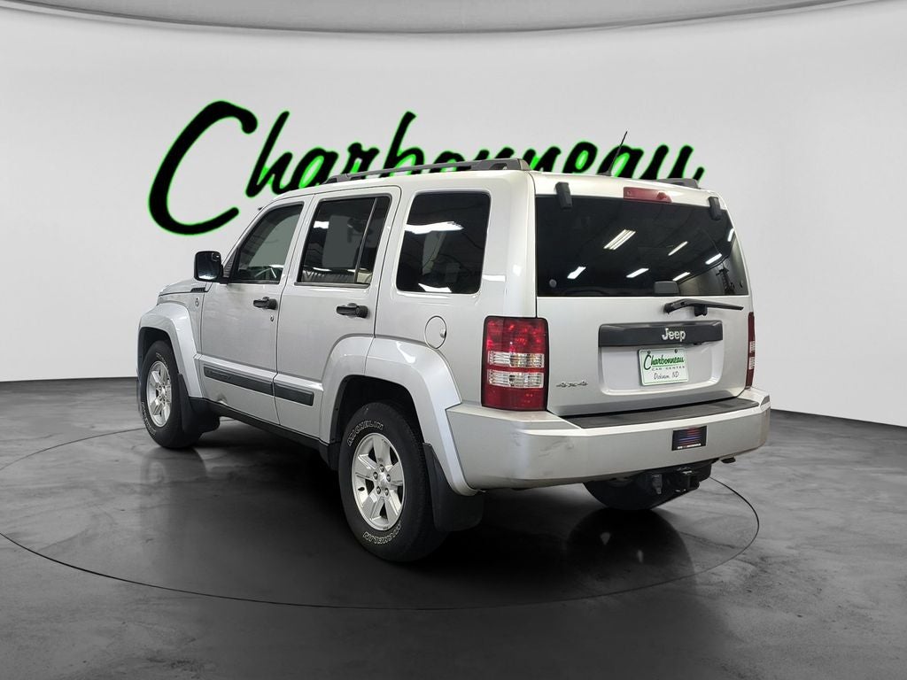Used 2009 Bright Silver Metallic Clearcoat Jeep Sport image 3