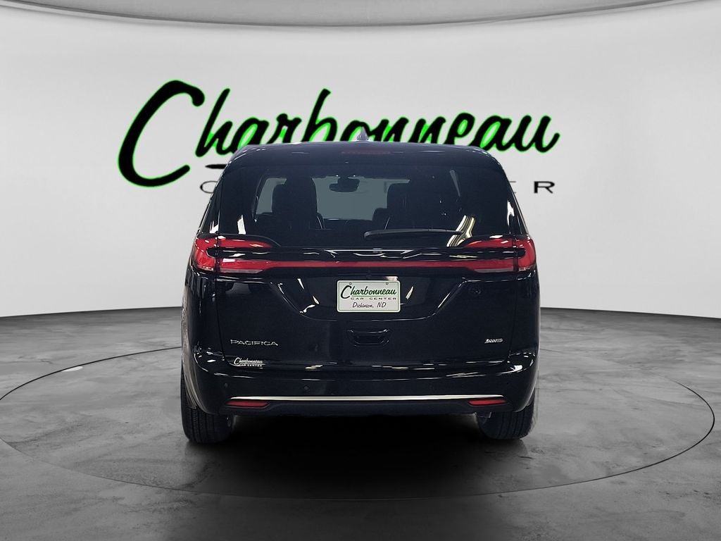 New 2027 Diamond Black Crystal Pearl-Coat Exterior Paint Chrysler PACIFICA SELECT AWD image 4