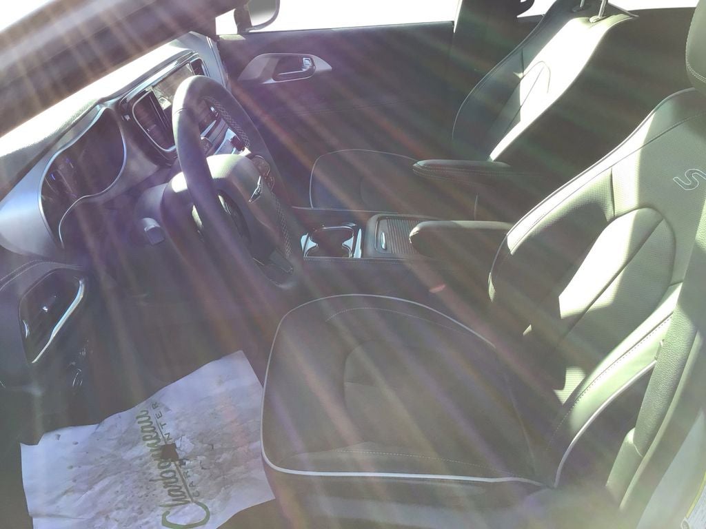 New 2026 Silver Mist Clear-Coat Exterior Paint Chrysler PACIFICA LIMITED AWD image 10