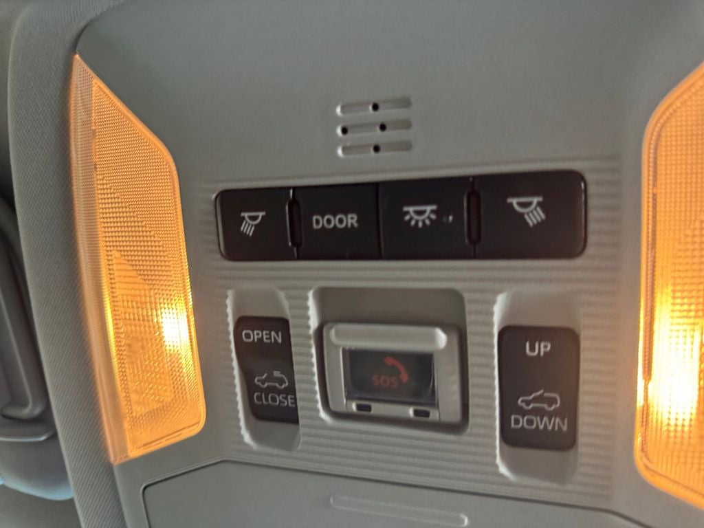 Used 2021 Blizzard Pearl Toyota Limited image 21