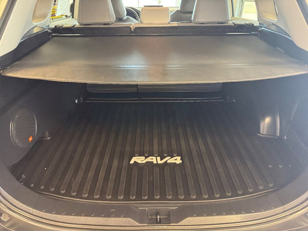 Used 2021 Blizzard Pearl Toyota Limited image 23