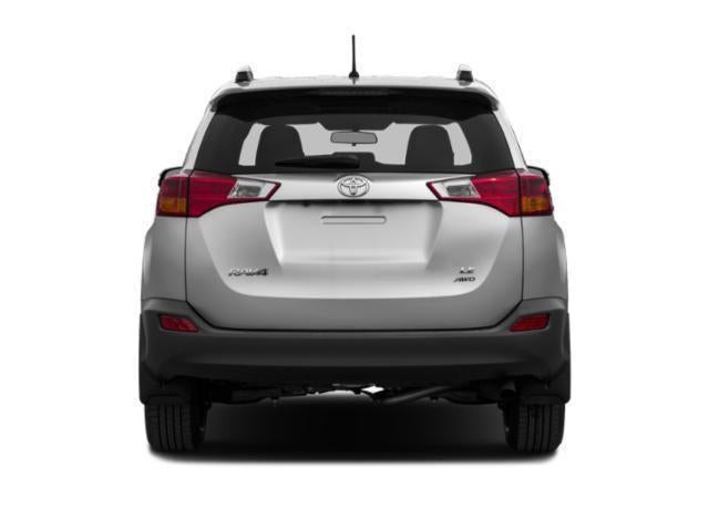 Used 2015 Barcelona Red Metallic Toyota XLE image 5