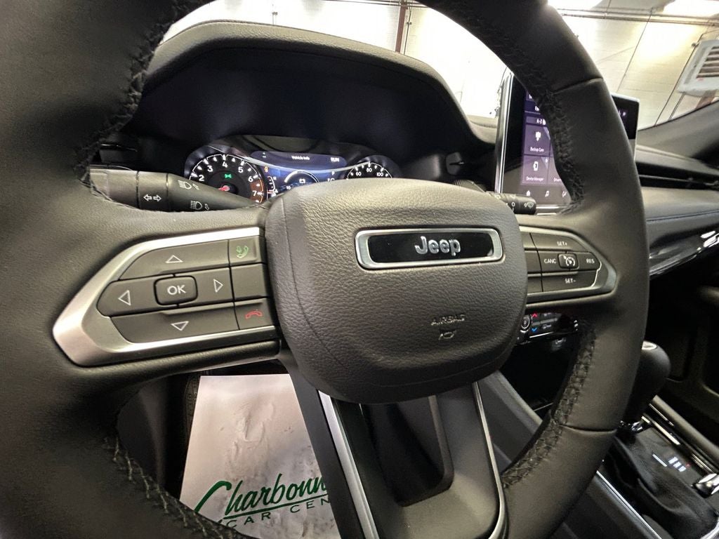 New 2026 Silver Zynith Metallic Clear-Coat Exterior Paint Jeep COMPASS LATITUDE ALTITUDE 4X4 image 23