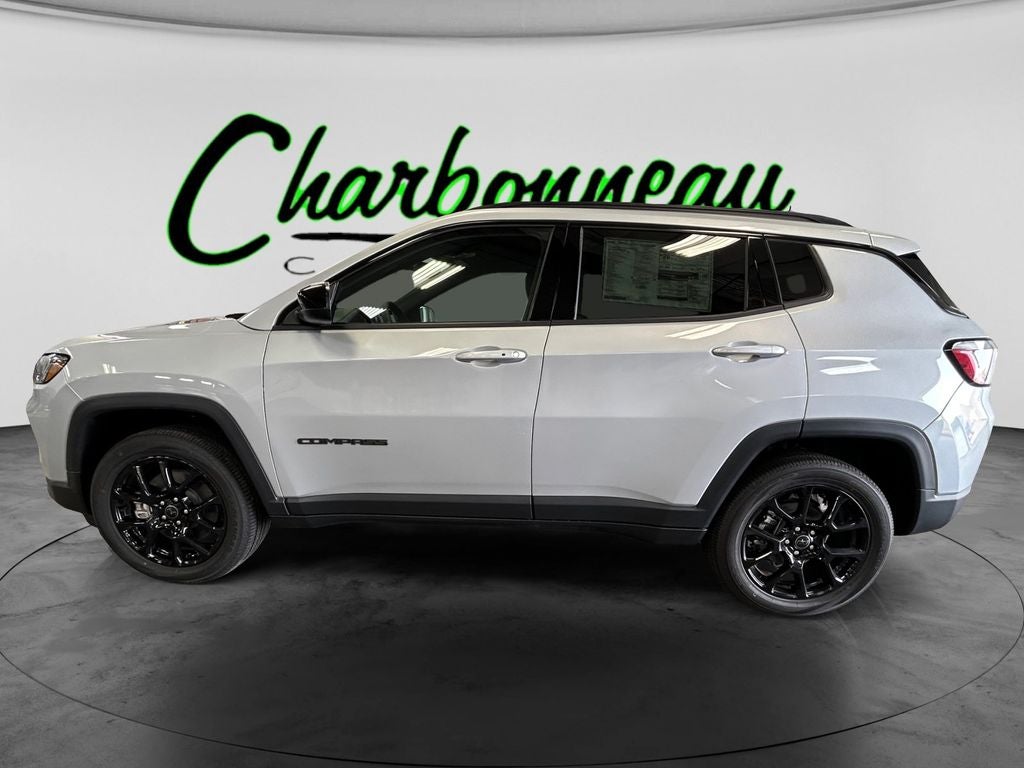 New 2026 Silver Zynith Metallic Clear-Coat Exterior Paint Jeep COMPASS LATITUDE ALTITUDE 4X4 image 2