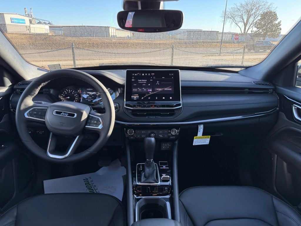 New 2026 Diamond Black Crystal Pearl-Coat Exterior Paint Jeep COMPASS LIMITED 4X4 image 12