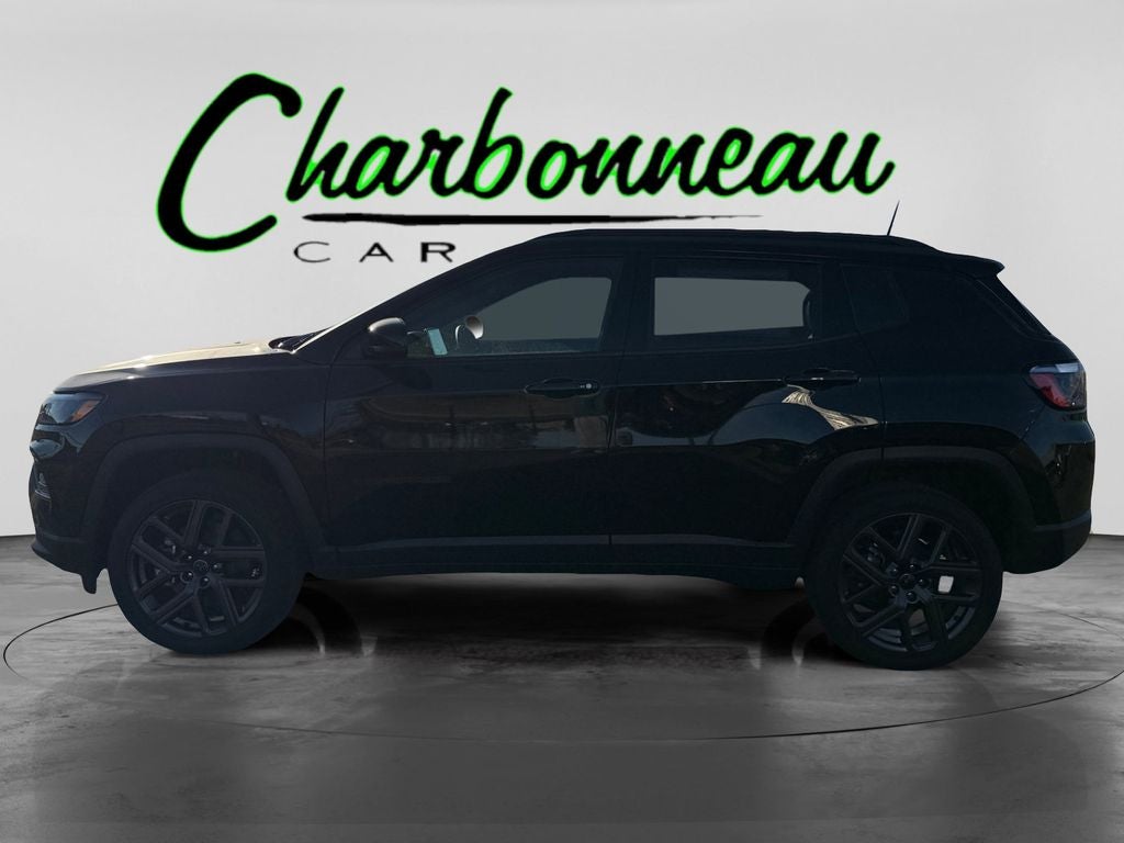 New 2026 Diamond Black Crystal Pearl-Coat Exterior Paint Jeep COMPASS LIMITED 4X4 image 2