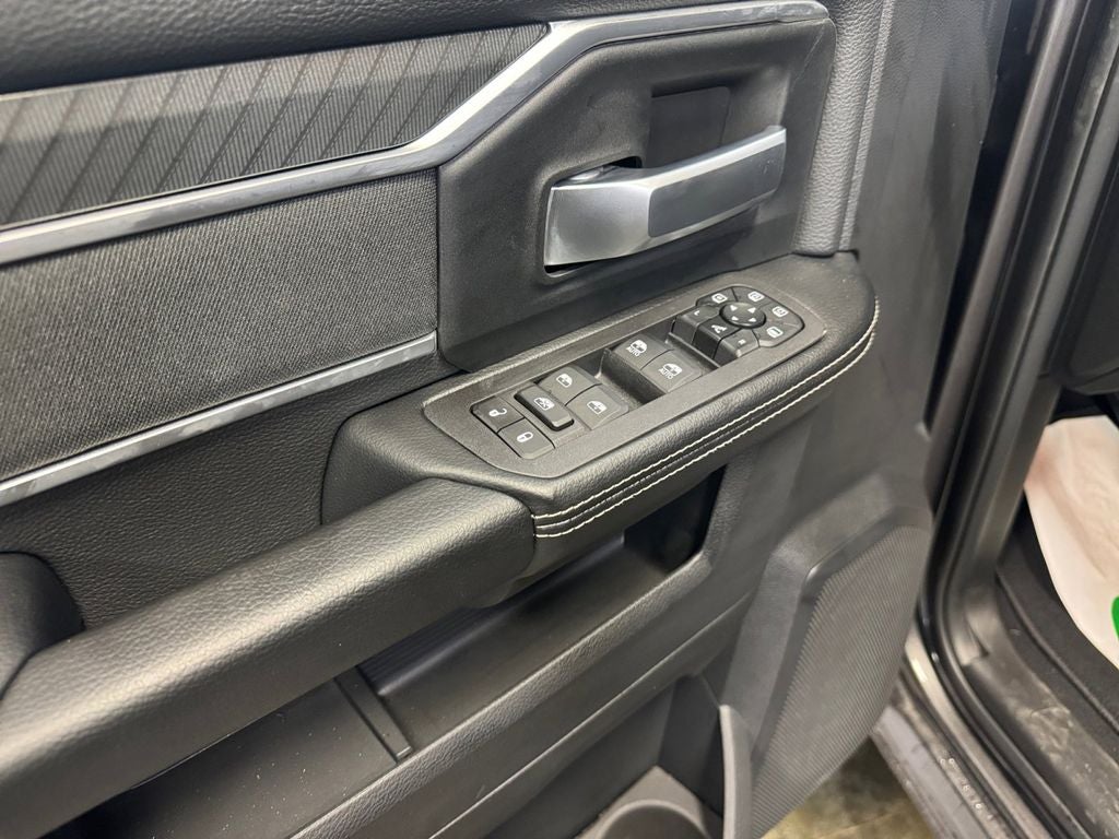 New 2026 Granite Crystal Metallic Clear-Coat Exterior Paint RAM RAM 2500 BIG HORN CREW CAB 4X4 8