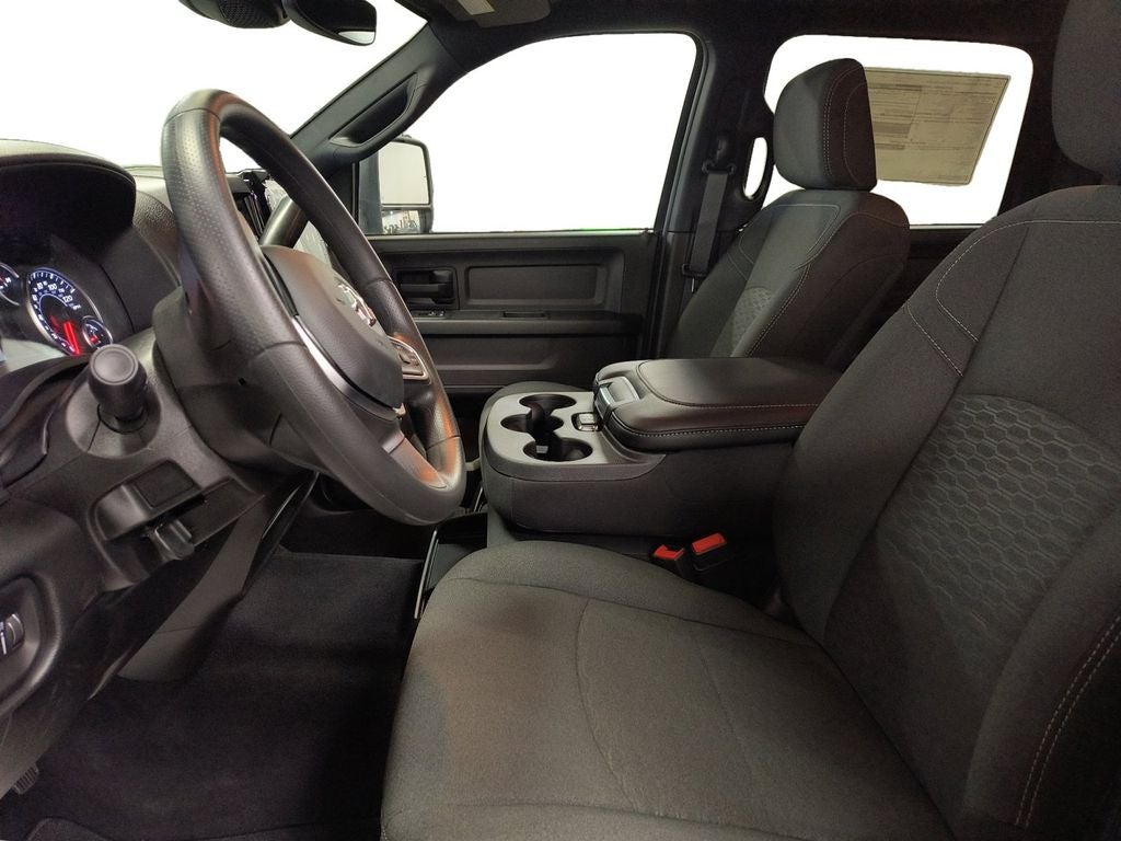 New 2026 Granite Crystal Metallic Clear-Coat Exterior Paint RAM RAM 3500 TRADESMAN CREW CAB 4X4 8