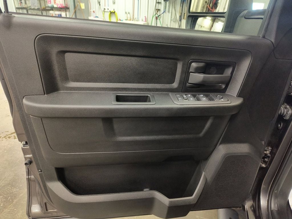 New 2026 Granite Crystal Metallic Clear-Coat Exterior Paint RAM RAM 3500 TRADESMAN CREW CAB 4X4 8