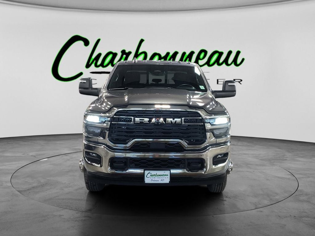 New 2026 Granite Crystal Metallic Clear-Coat Exterior Paint RAM RAM 3500 TRADESMAN CREW CAB 4X4 8