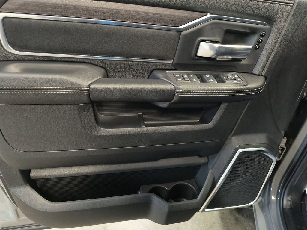 New 2026 Ceramic Gray Clear-Coat Exterior Paint RAM RAM 2500 LARAMIE CREW CAB 4X4 6