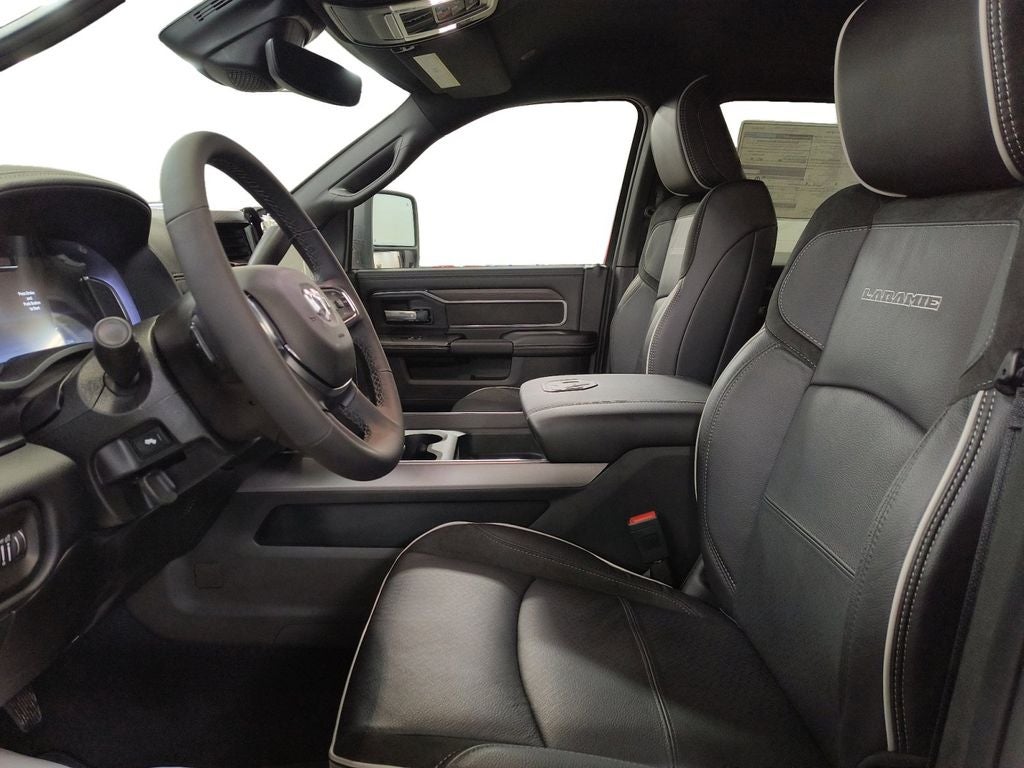 New 2026 Silver-Zynith Exterior Paint RAM RAM 2500 LARAMIE CREW CAB 4X4 6