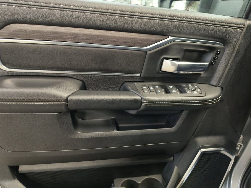 New 2026 Silver-Zynith Exterior Paint RAM RAM 2500 LARAMIE CREW CAB 4X4 6