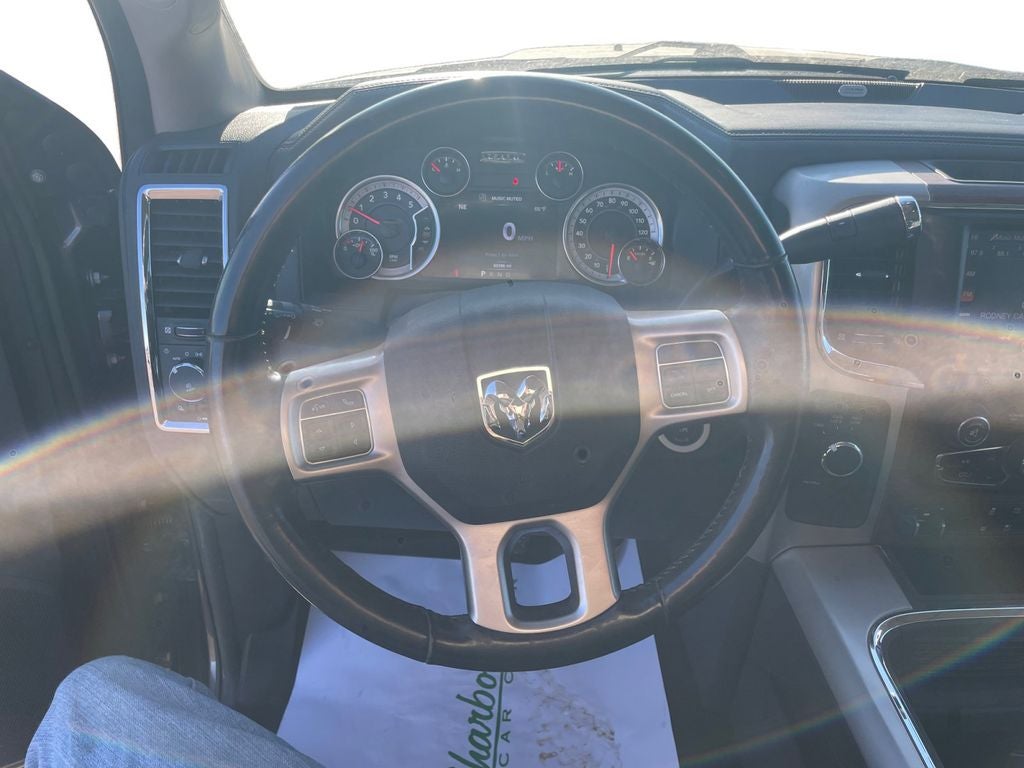 Used 2016 Granite Crystal Metallic Clearcoat RAM Laramie image 13