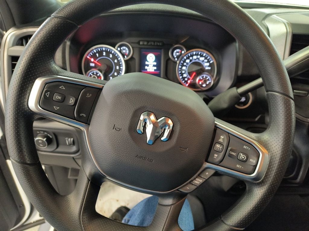 New 2026 Bright White Clear-Coat Exterior Paint RAM RAM 2500 TRADESMAN CREW CAB 4X4 8