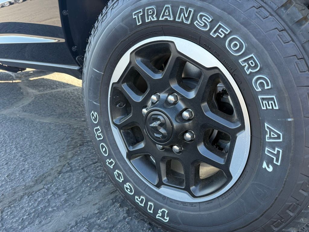 Used 2025 Diamond Black Crystal Pearlcoat RAM Laramie Crew Cab 4x4 8