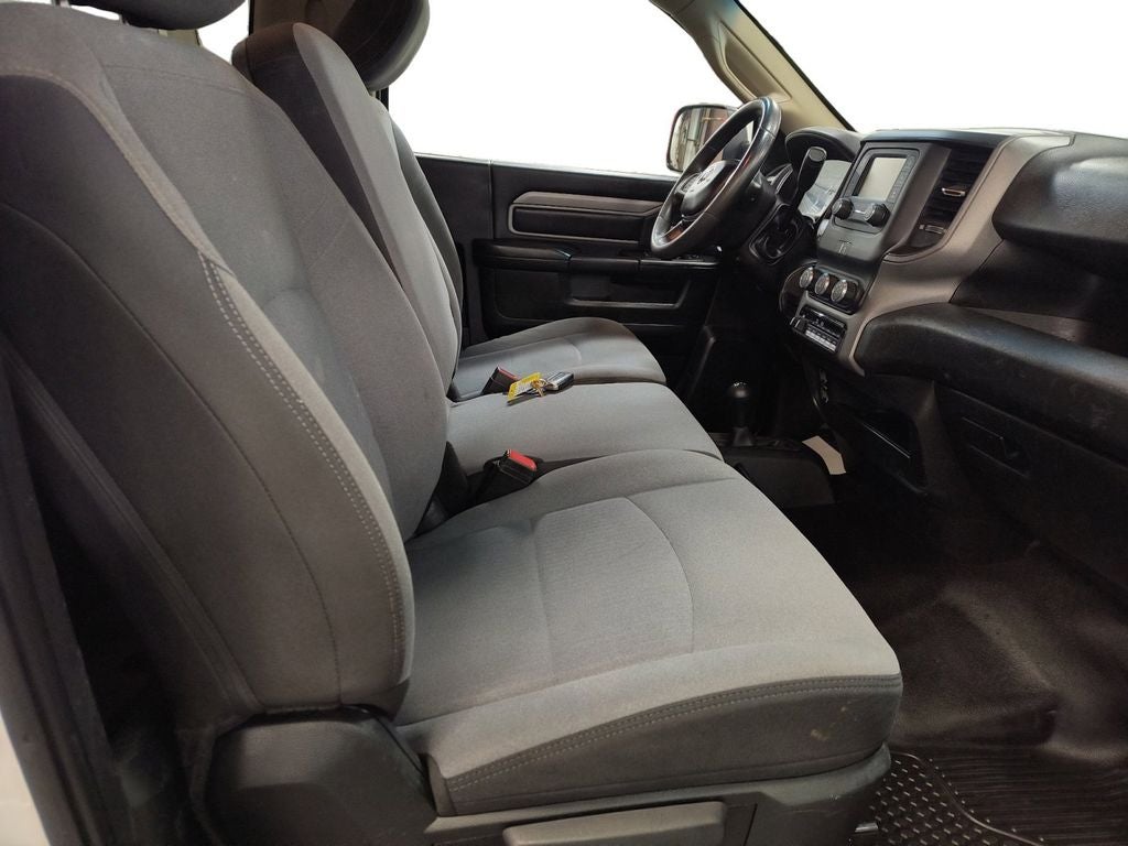 Used 2019 Bright White Clearcoat RAM Tradesman/SLT image 17