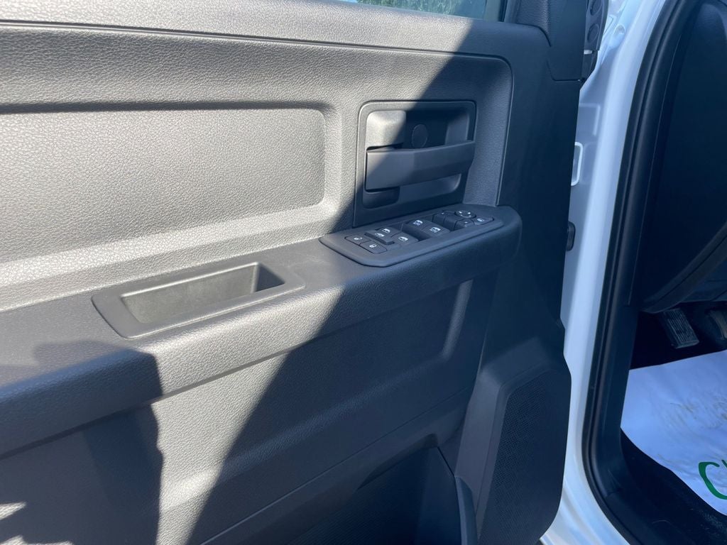 New 2026 Bright White Clear-Coat Exterior Paint RAM RAM 5500 TRADESMAN CHASSIS CREW CAB 4X4 84