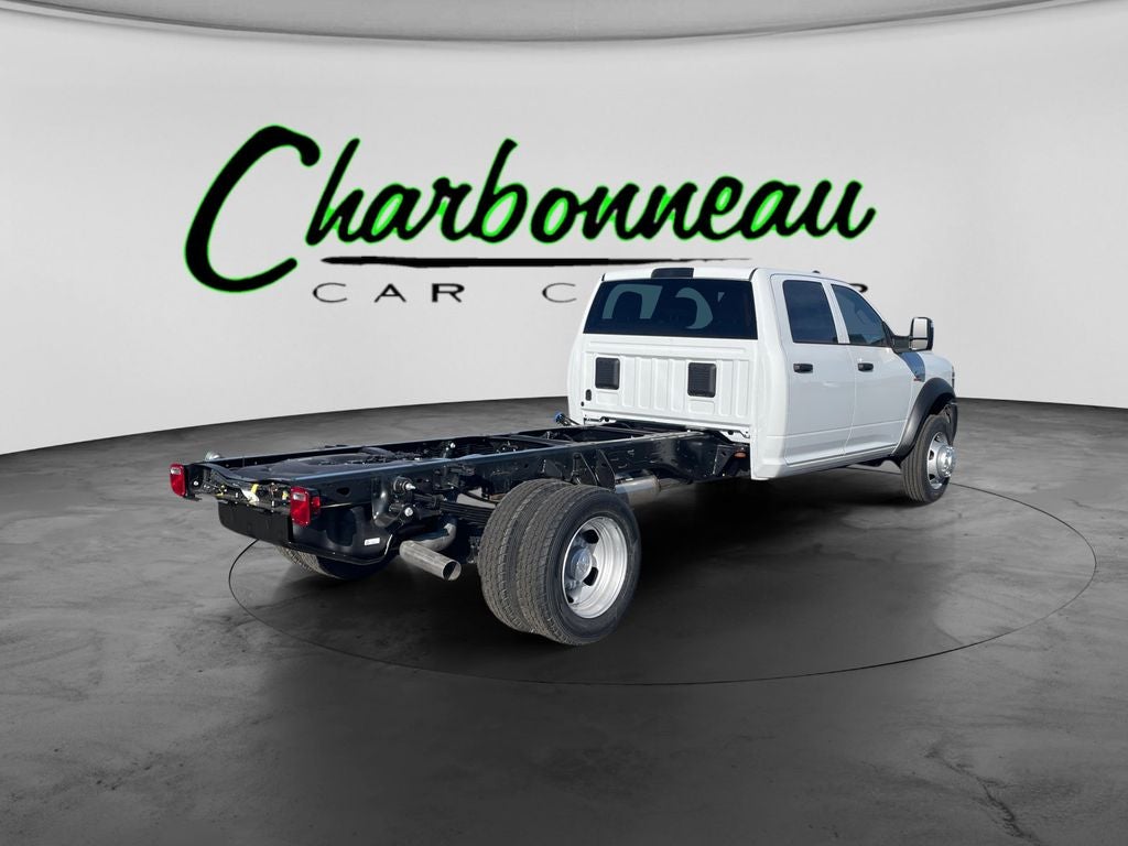 New 2026 Bright White Clear-Coat Exterior Paint RAM RAM 5500 TRADESMAN CHASSIS CREW CAB 4X4 84