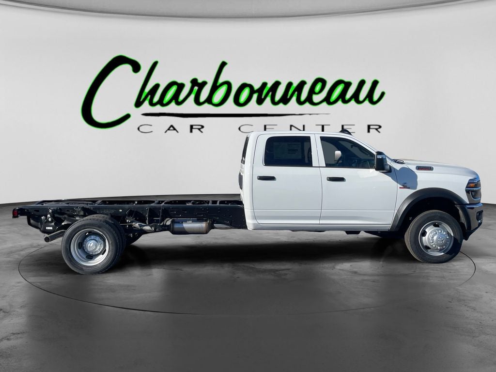 New 2026 Bright White Clear-Coat Exterior Paint RAM RAM 5500 TRADESMAN CHASSIS CREW CAB 4X4 84