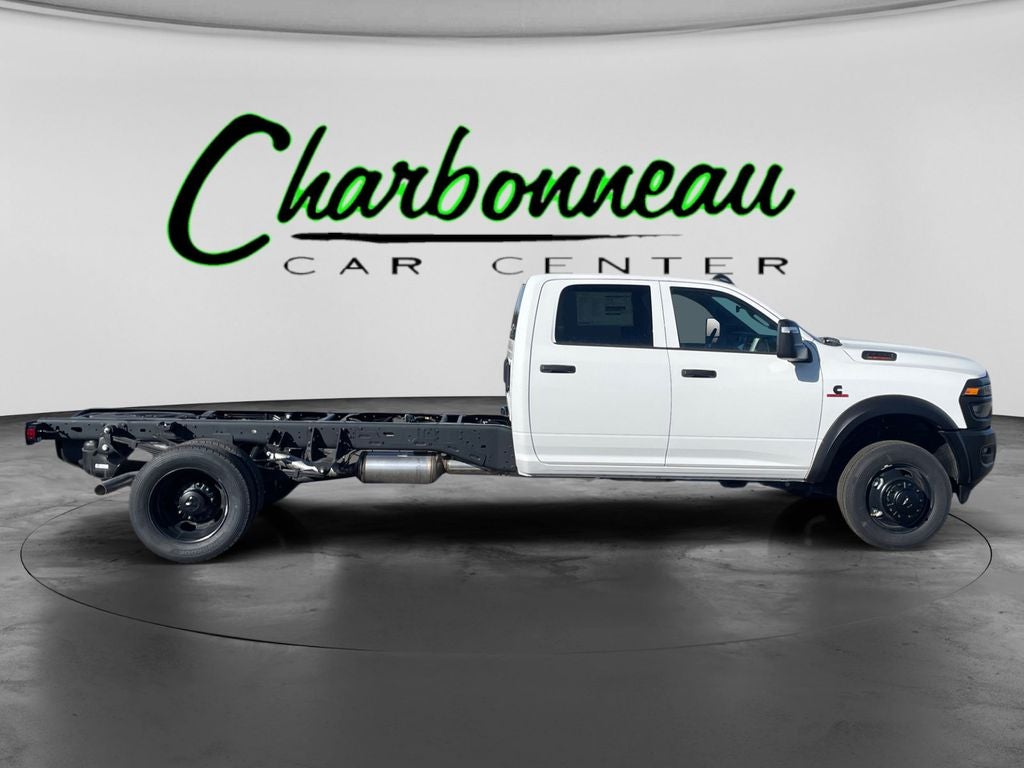 New 2026 Bright White Clear-Coat Exterior Paint RAM RAM 5500 TRADESMAN CHASSIS CREW CAB 4X4 84