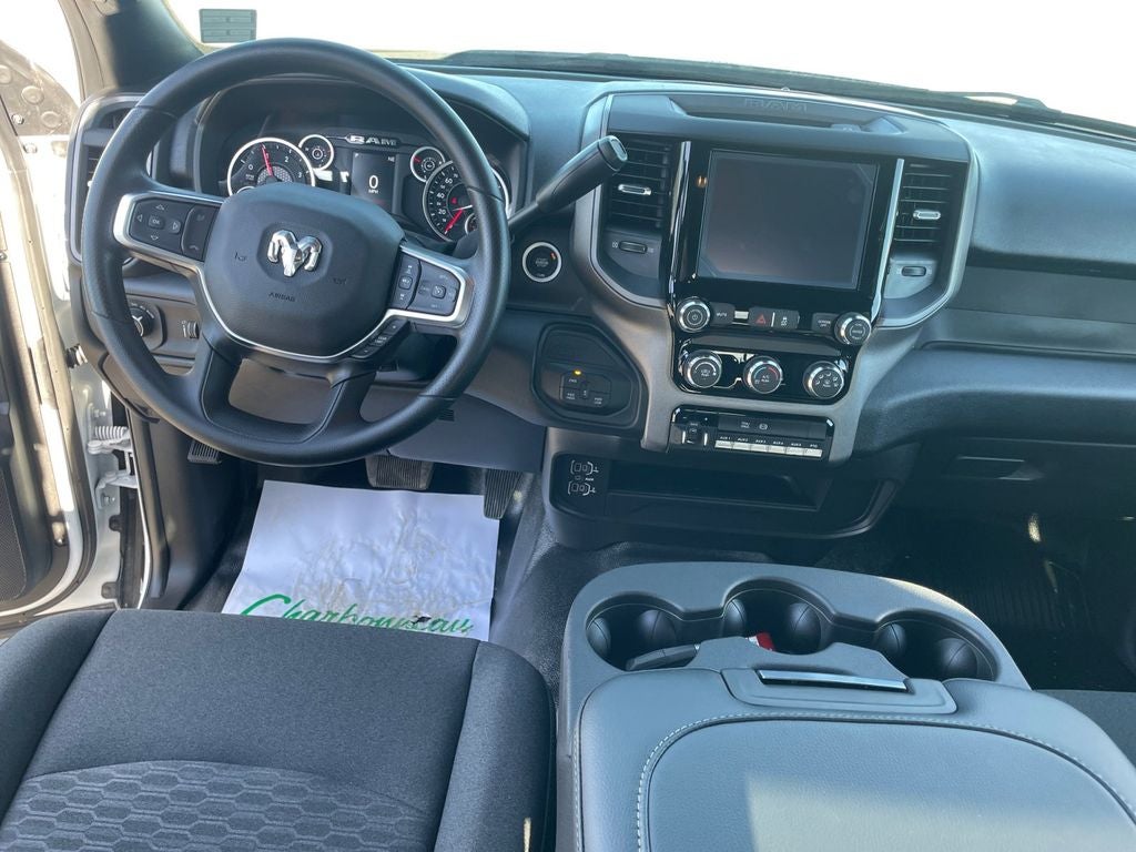 New 2026 Bright White Clear-Coat Exterior Paint RAM RAM 5500 TRADESMAN CHASSIS CREW CAB 4X4 84