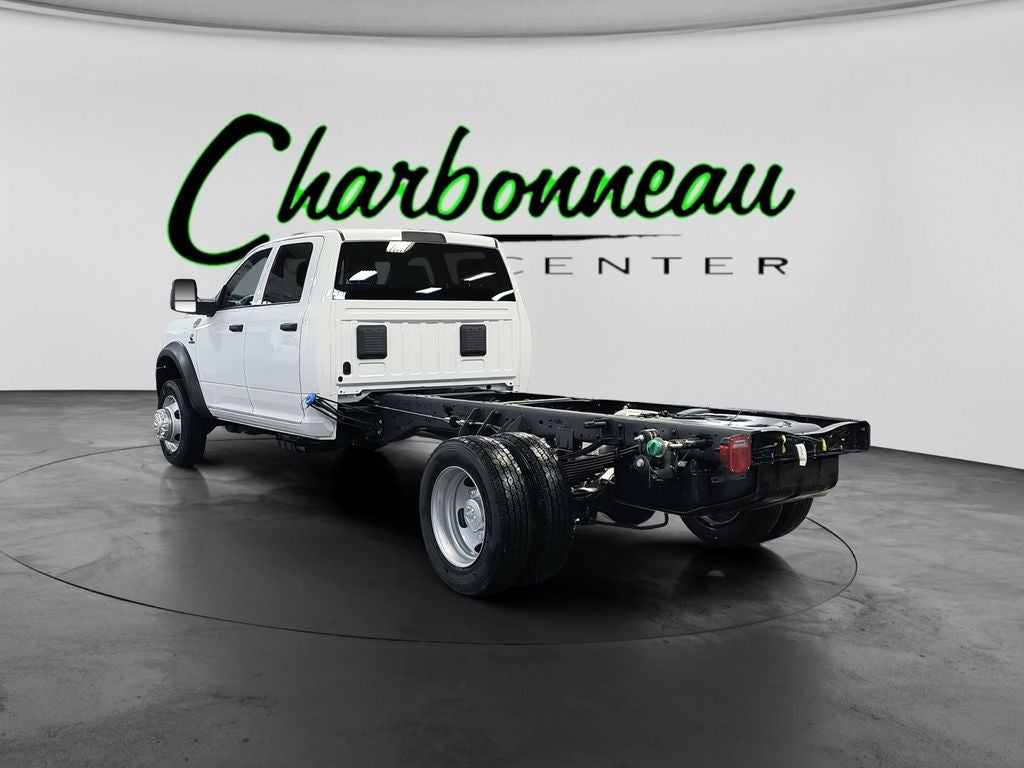 New 2026 Bright White Clear-Coat Exterior Paint RAM RAM 5500 TRADESMAN CHASSIS CREW CAB 4X4 84