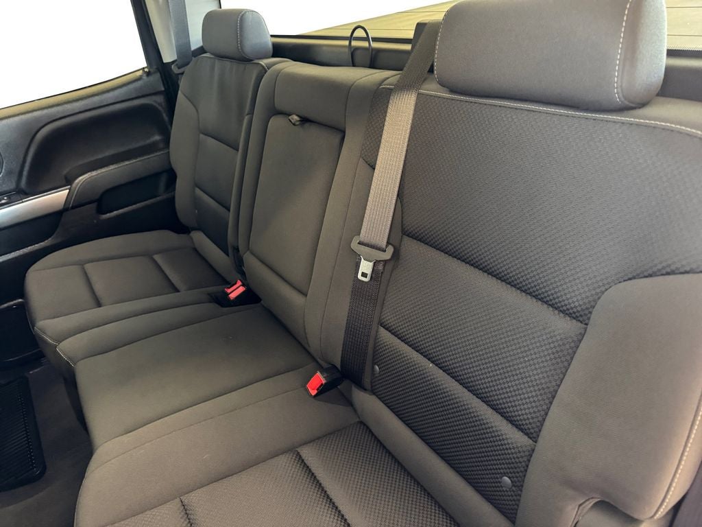 Used 2018 Cajun Red Tintcoat Chevrolet 1LT image 8