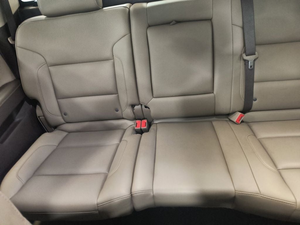 Used 2018 Summit White Chevrolet 1LZ image 16