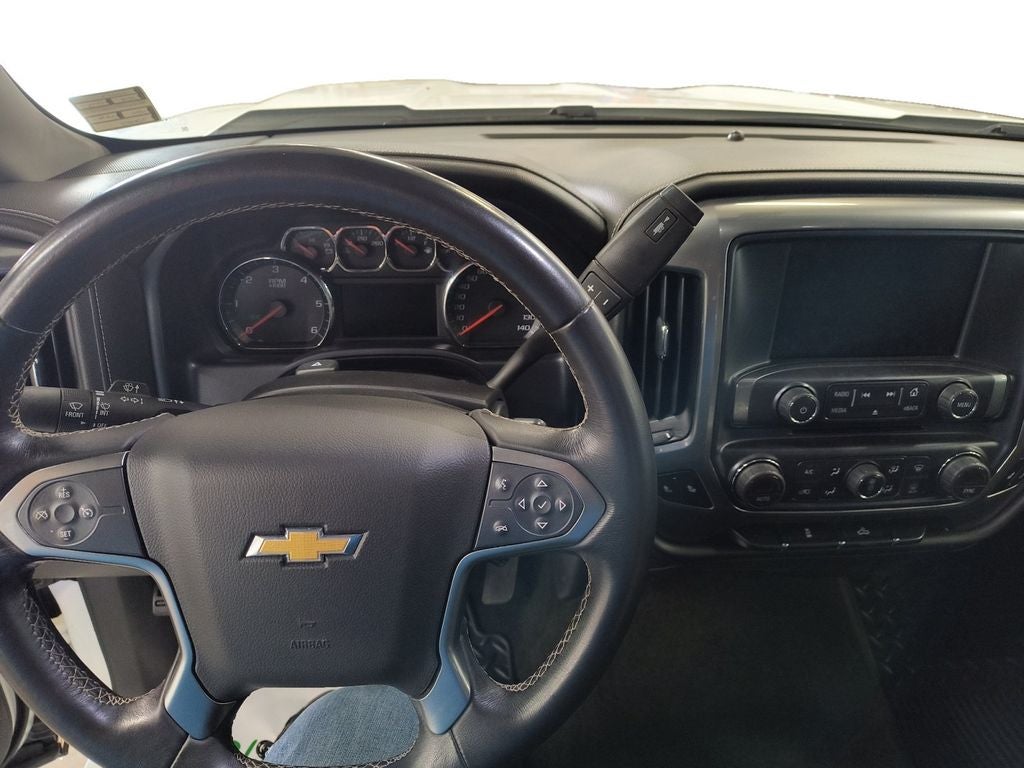Used 2018 Summit White Chevrolet 1LZ image 12