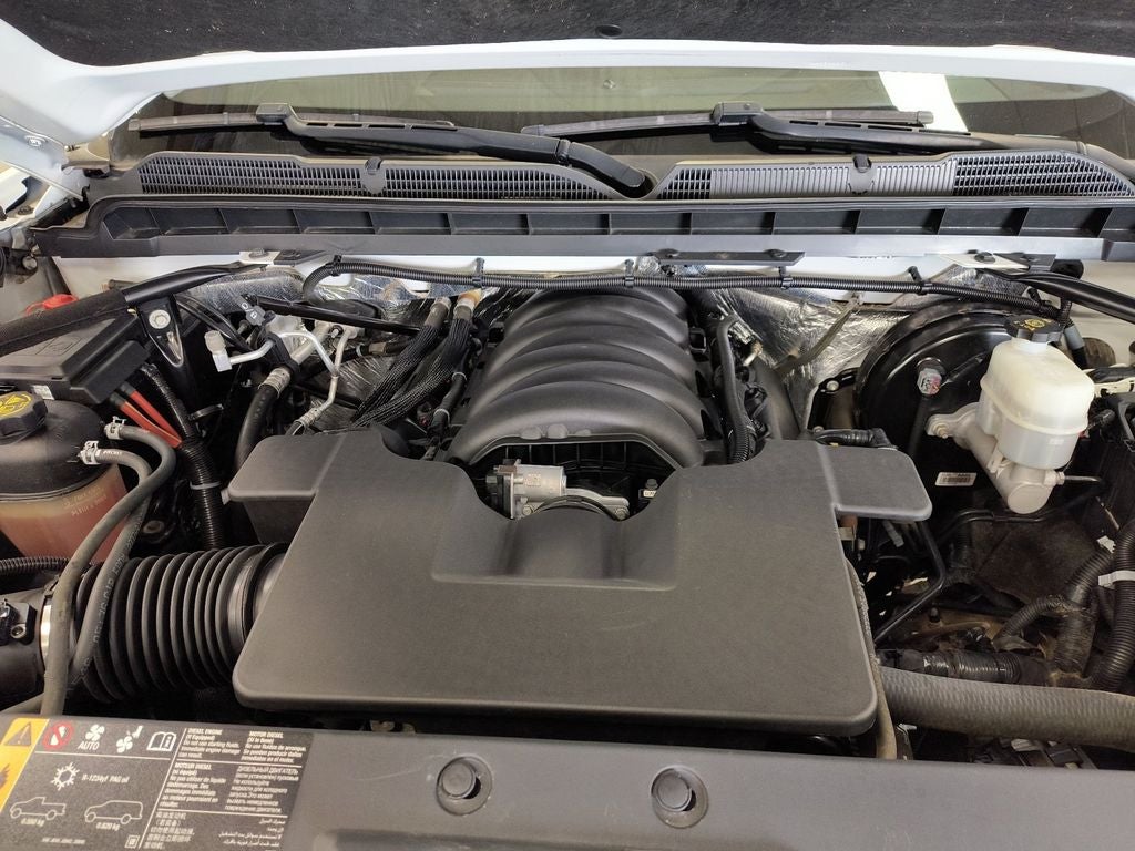 Used 2018 Summit White Chevrolet 1LZ image 20