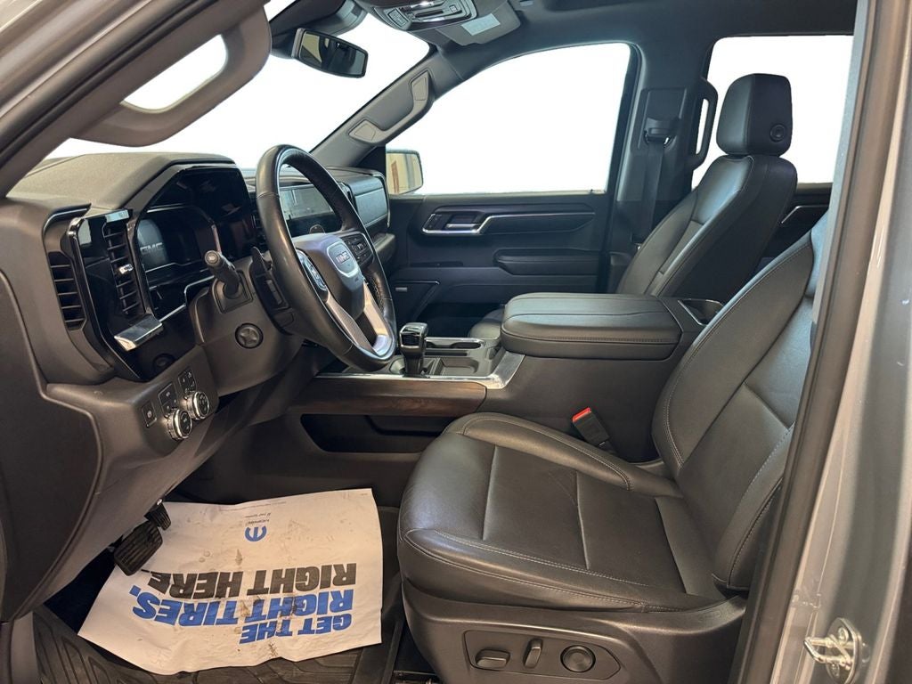 Used 2024 Sterling Metallic GMC 4WD Crew Cab Short Box SLT image 10